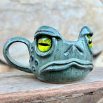 Load image into Gallery viewer, Hand-Sculpted Toad Mug
