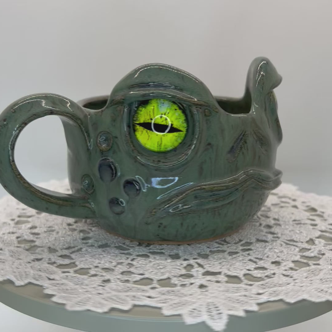 Hand-Sculpted Toad Mug